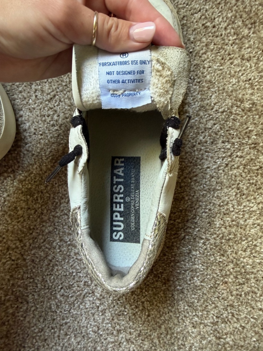 Golden Goose White Sneakers with Black Laces and Metallic Heel - Picture 3 of 4
